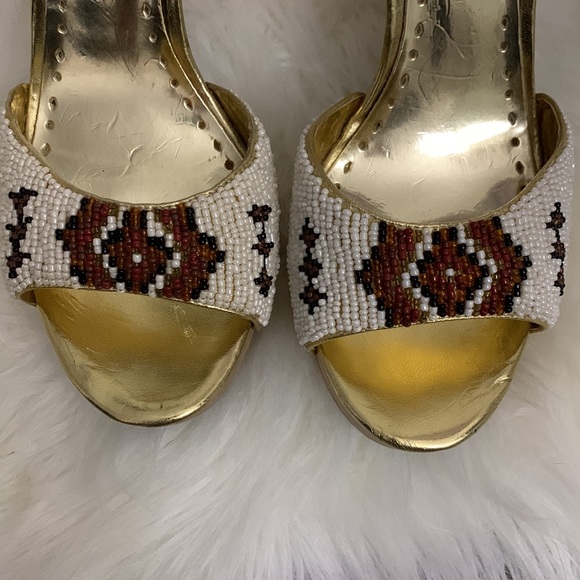 BCBGIRLS Metallic sandals w/bead detail Size 8 - Picture 11 of 16